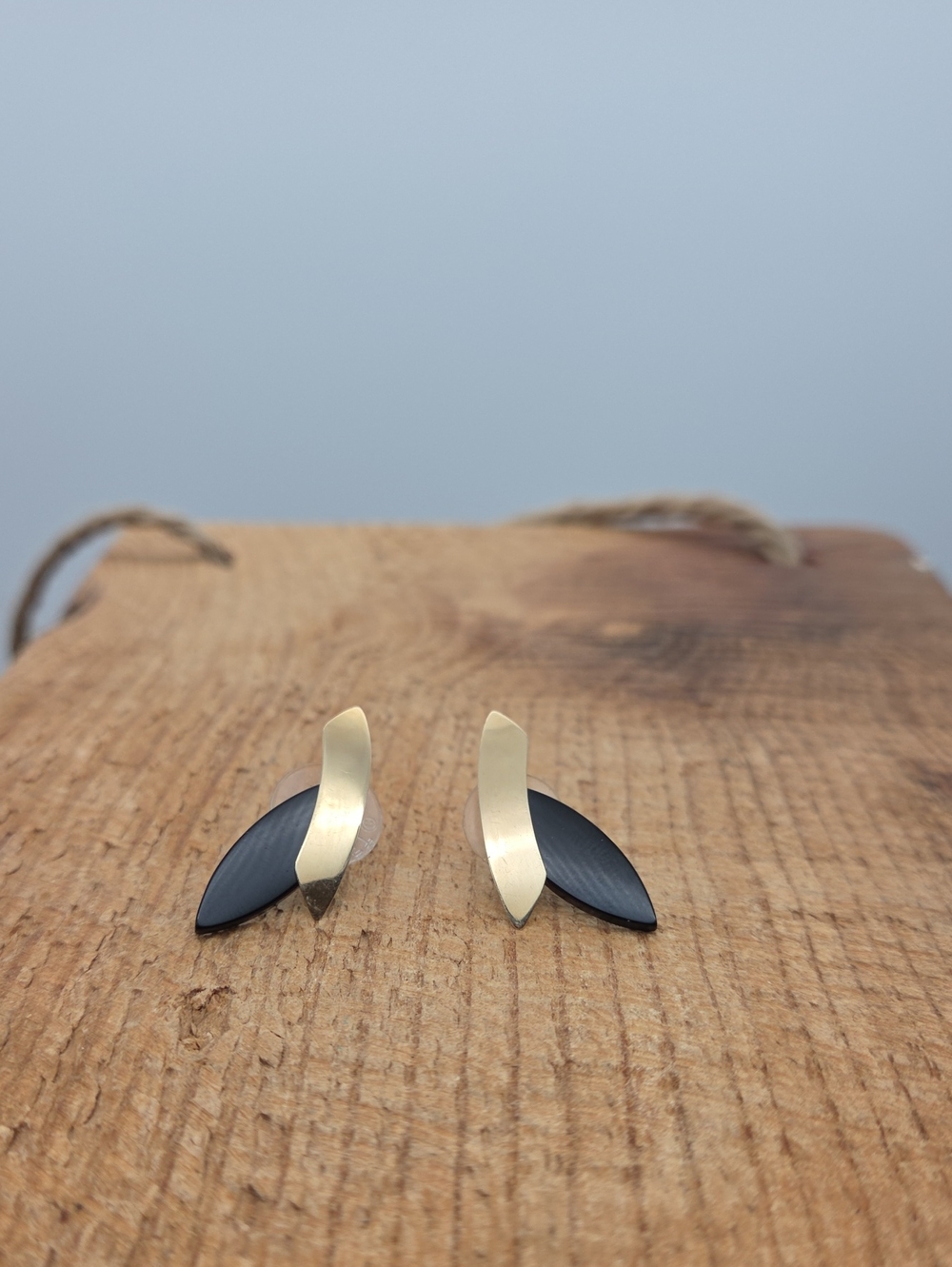 Kristin Moore 14k Gold Onyx Willow Earrings